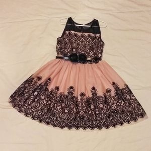 Girl's Dress